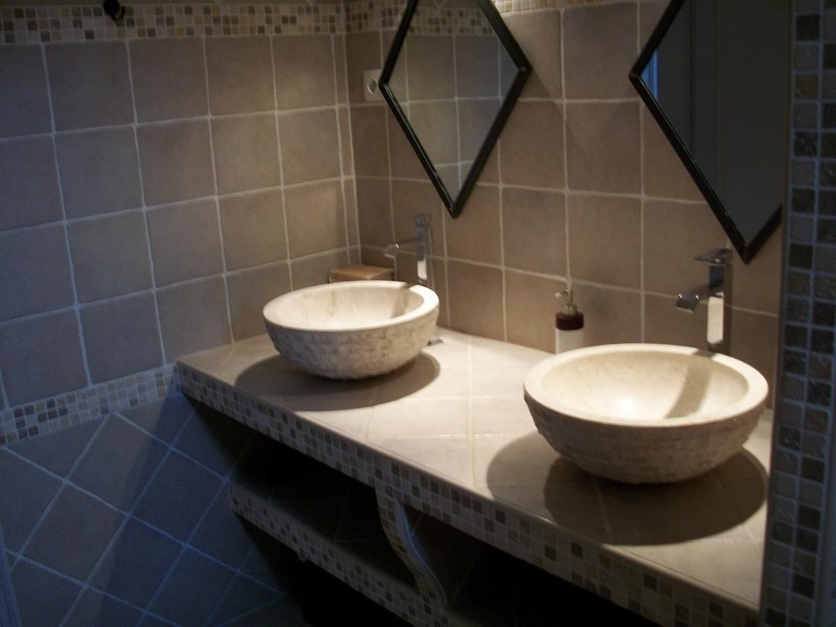 Hotel Le Pré Joli à Beaugas Extérieur photo